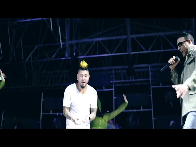 Rey Chavez ft. El Chacal – Ella Tiene (Live Video)