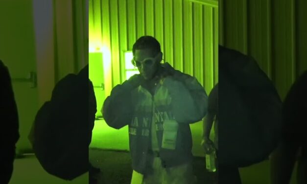 Night Vision 🦇 #VidaROCKSTAR