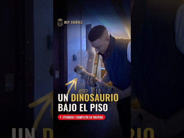 Un dinosaurio bajo el piso